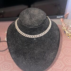 Woman’s chain (sterling silver)
